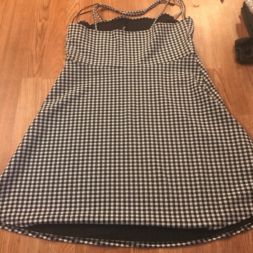 Black and white short dress